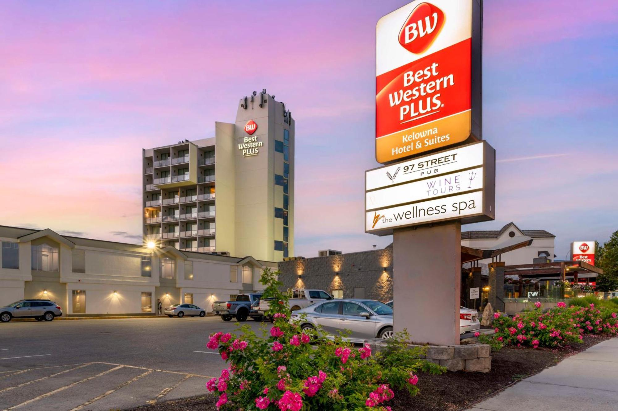 Best Western Plus Kelowna Hotel & Suites Екстер'єр фото